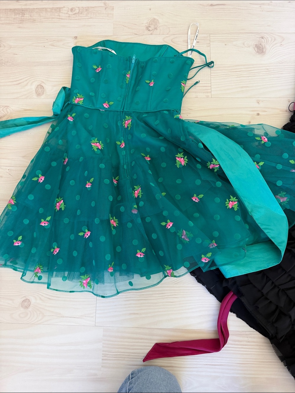 Bundle of vintage Betsy JOHNSON dresses - Picture 2 of 8